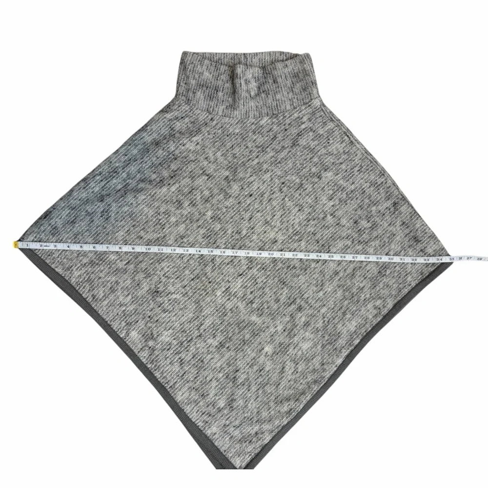 Johnston & Murphy Heather Gray Knit Funnel Neck Poncho One Size Lined
